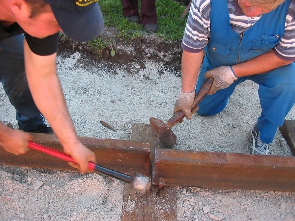 Rööbastee ettevalmistamine Järva-Jaanis, 8. okt. 2005 Rööbastee ettevalmistamine Järva-Jaanis, 8. okt. 2005
